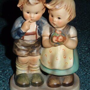 Goebel Hummel Figurine "We Congratulate" #220 TMK3 - Boy And Girl With Flowers!